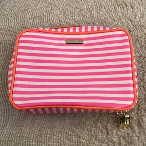 TRINA Medium Cosmetic Case